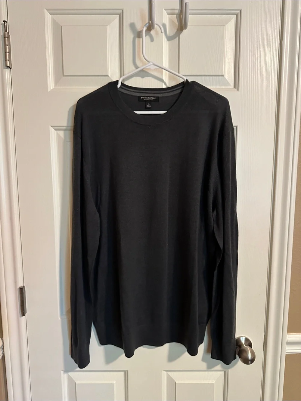 Banana Republic Black Long-Sleeve Crewneck Sweater